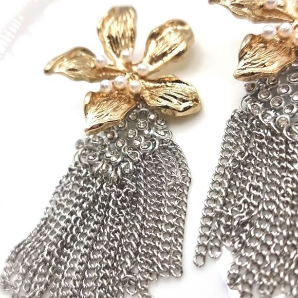 New ZARA Charisma flower chain fringe rhinestone dangle earrings - Picture 5 of 11